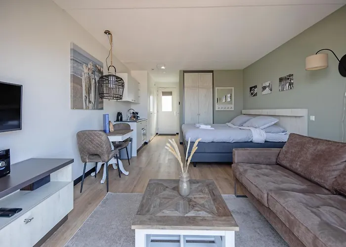 Apartment Strandplevier *